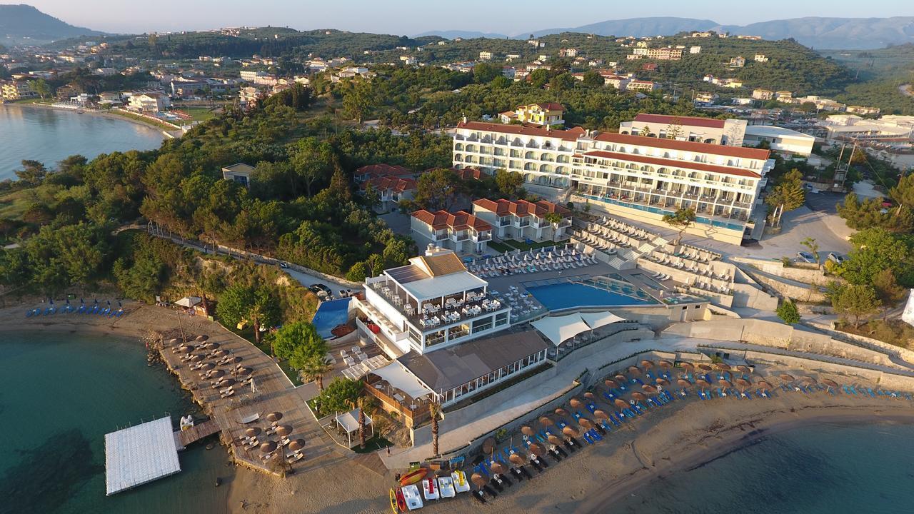 Hotel Alexandra & 4*
