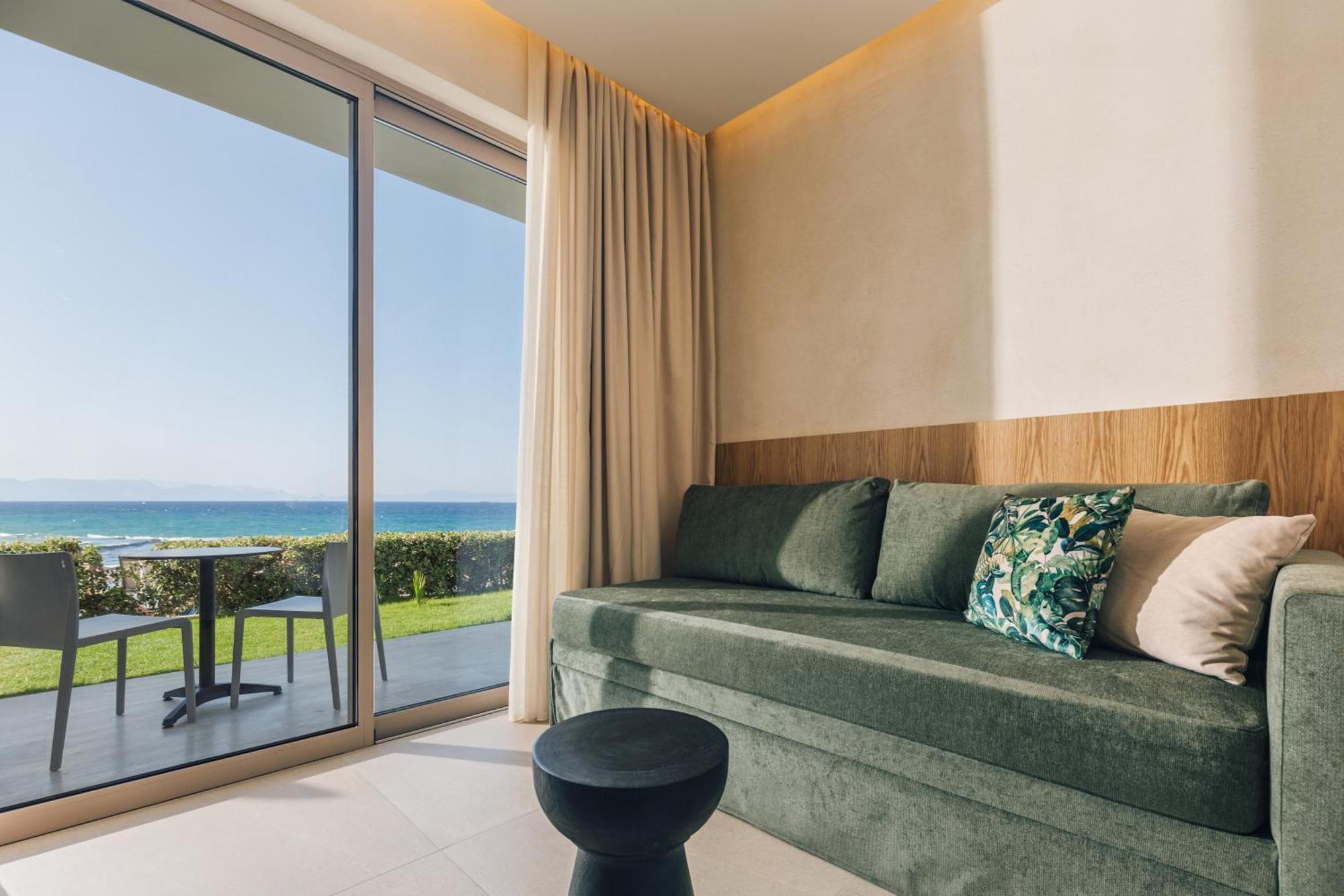 Alexandra & Hotel 4*
